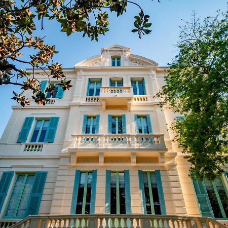 Banana'S Camp Hostel Cannes Bagian luar foto